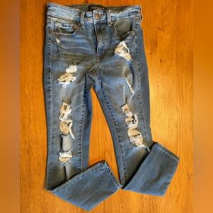 Aeropostale Women’s High Rise Jeggings Size 2Short. EUC.